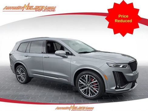 Used 2023 Cadillac XT6 Sport w/ Technology Package AWD/4WD image 1