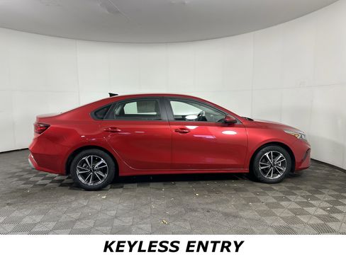 Certified 2024 Kia Forte LXS image 7