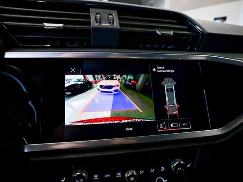 Used 2022 Audi Q3 2.0T Premium image 36