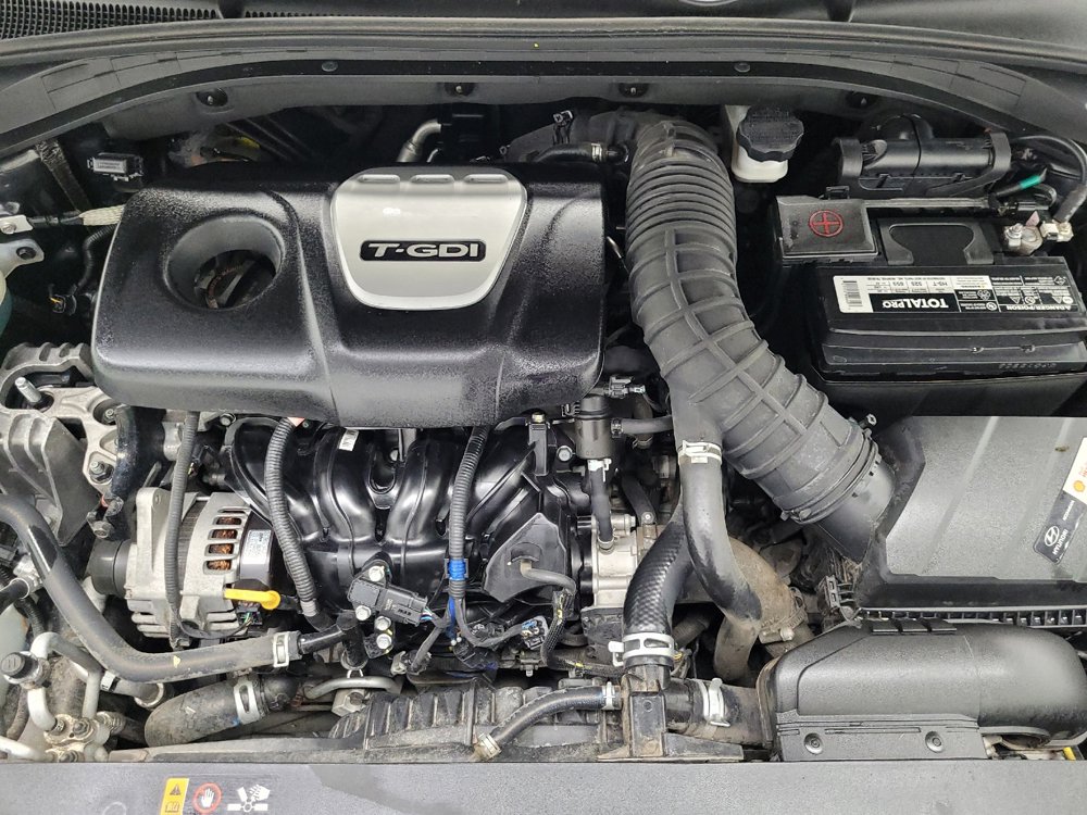 Used 2018 Hyundai Elantra GT Sport w/ Sport Tech Package 04 FWD image 30