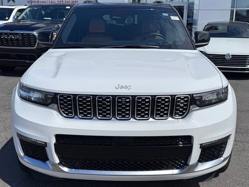 Certified 2024 Jeep Grand Cherokee L Summit AWD/4WD image 2