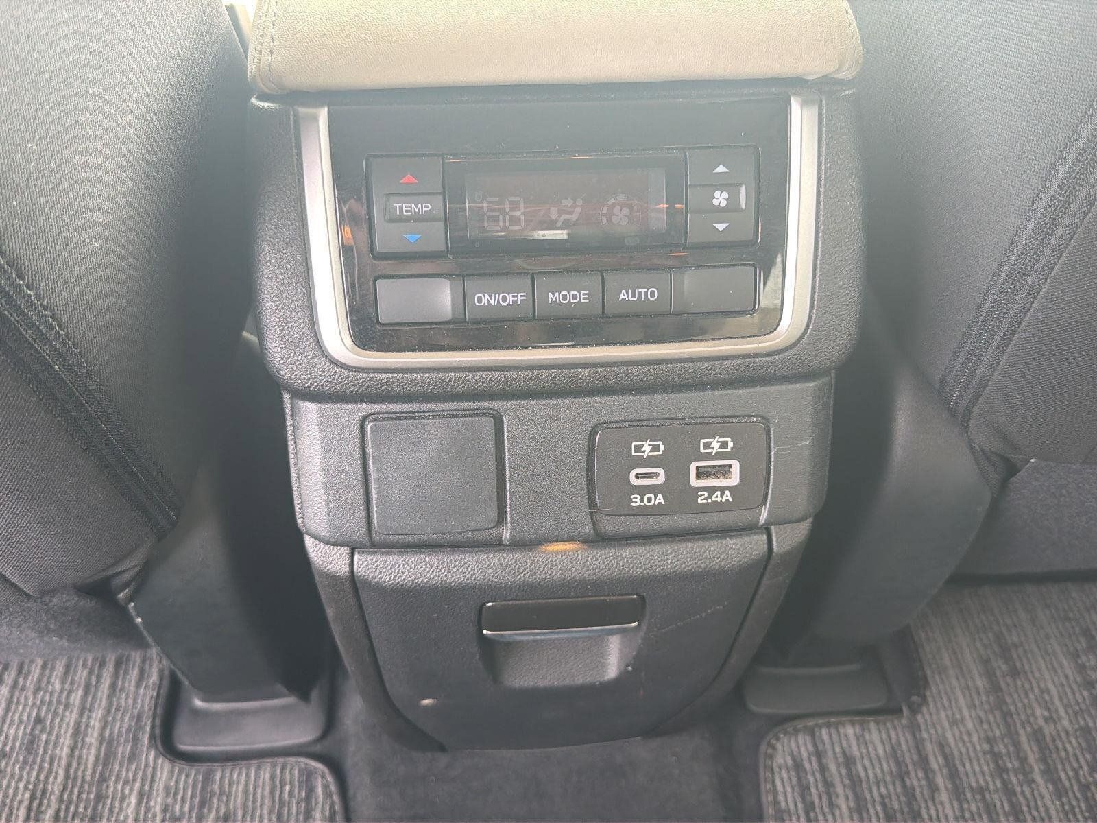 Used 2024 Subaru Ascent Premium w/ Convenience Package AWD/4WD image 20