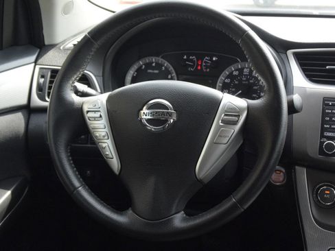 Used 2014 Nissan Sentra SR w/ SR Driver Package image 15