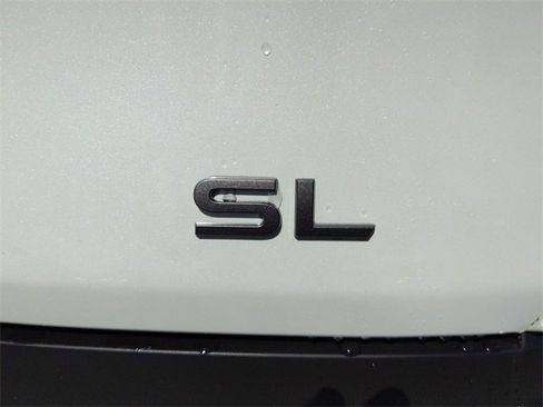 New 2025 Nissan Murano SL image 18