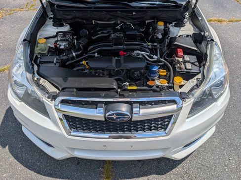 Used 2013 Subaru Legacy 2.5i Premium w/ All-Weather Pkg + Moonroof AWD/4WD image 22