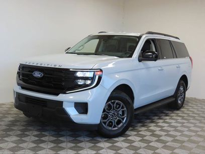 Used 2025 Ford Expedition Active