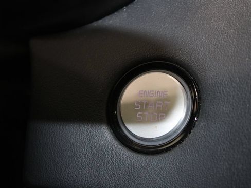 Used 2020 Kia Stinger GT1 RWD image 24