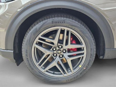 New 2026 Ford Explorer ST w/ Sun And Sound Package image 9