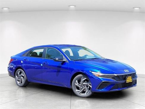 New 2025 Hyundai Elantra Sport image 1