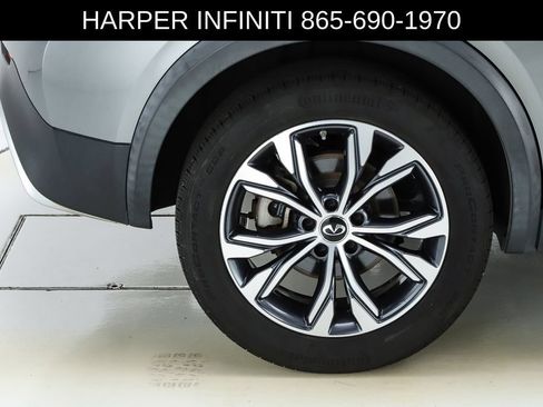 Used 2018 INFINITI QX30 AWD image 14