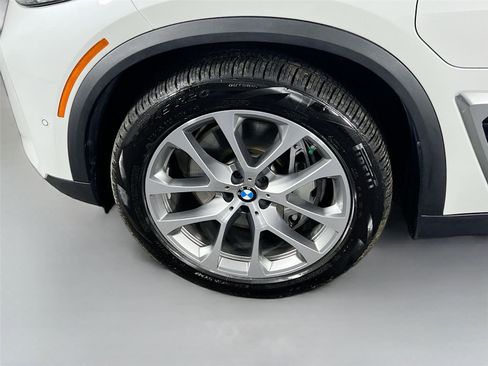 Certified 2026 BMW X5 xDrive50e image 30