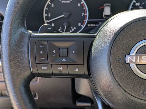 Used 2023 Nissan Rogue S image 20