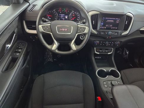 Used 2023 GMC Terrain SLE w/ Driver Convenience Package FWD image 7