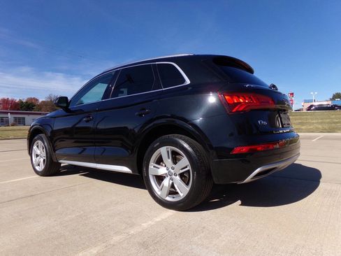 Used 2019 Audi Q5 2.0T Premium Plus w/ Premium Plus Package image 37