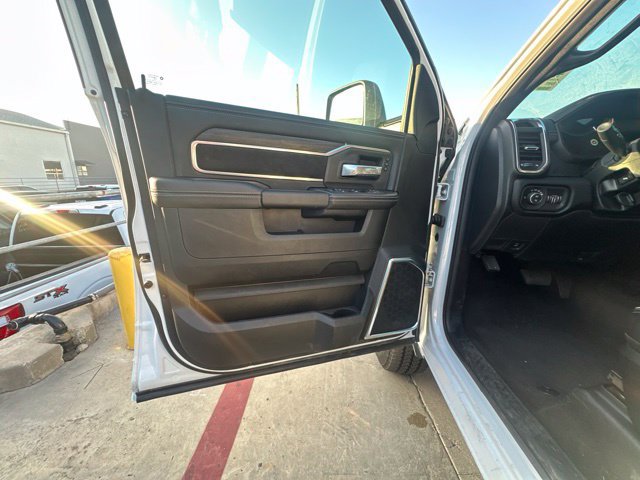 Used 2026 RAM 2500 Laramie AWD/4WD image 13