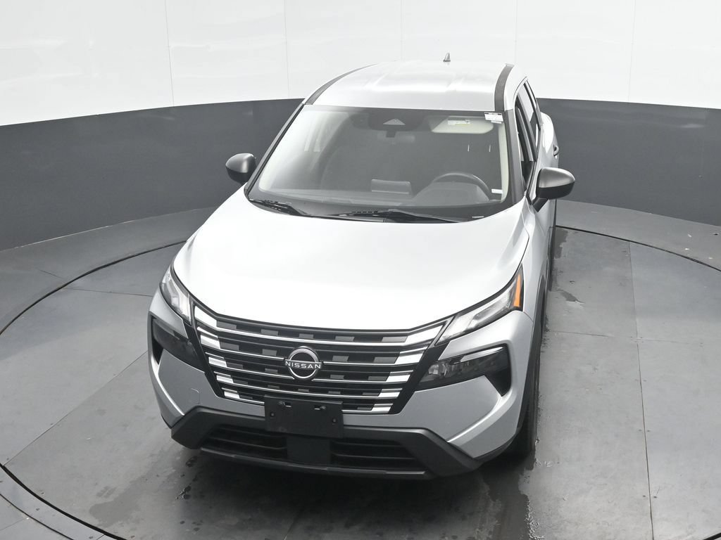 Used 2024 Nissan Rogue S AWD/4WD image 35