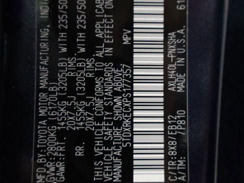 Used 2023 Toyota Sienna XSE image 35