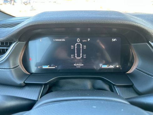 New 2025 Jeep Grand Cherokee L Laredo w/ Luxury Tech Group I image 15