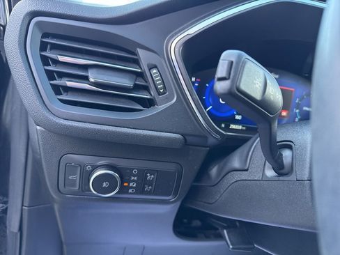 Certified 2022 Ford Escape Titanium w/ Class II Trailer Tow Package image 13