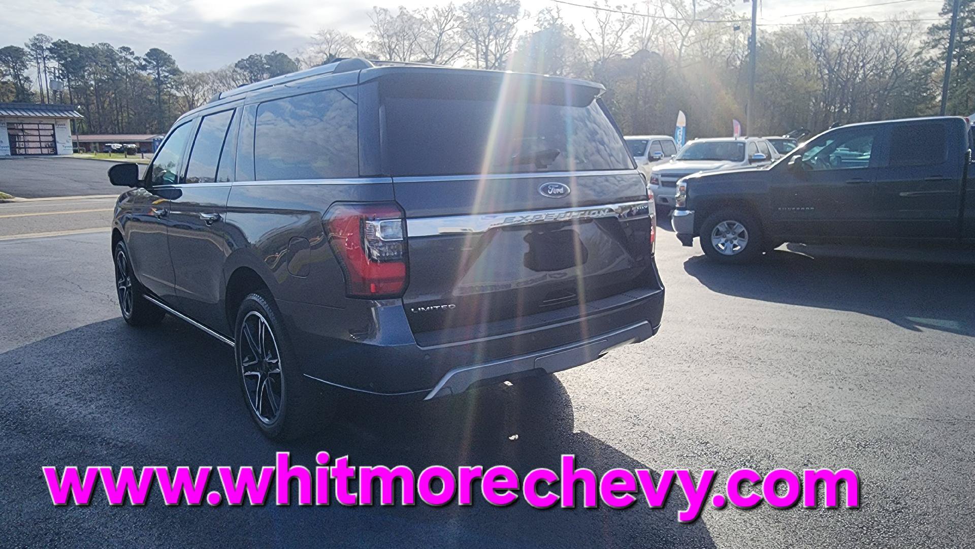 Used 2019 Ford Expedition Max Limited w/ Special Edition Package AWD/4WD image 4