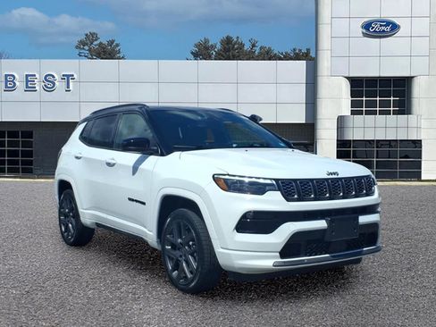 Used 2024 Jeep Compass Limited w/ High Altitude Package AWD/4WD image 1
