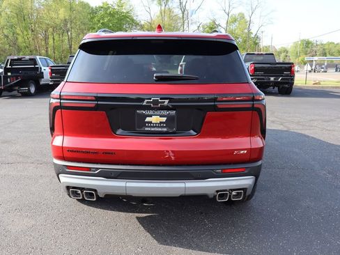 New 2026 Chevrolet Traverse Z71 w/ Driver Confidence Package AWD/4WD image 29