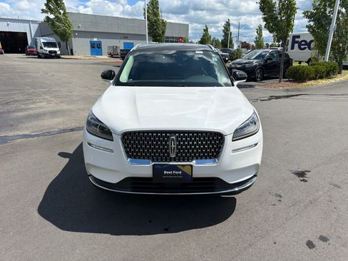 Used 2022 Lincoln Corsair AWD w/ Premium Package image 2