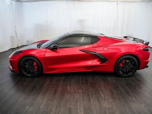 Used 2024 Chevrolet Corvette Stingray Premium Cpe w/ Z51 Performance Package RWD image 7