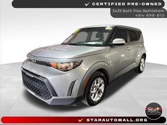 Used 2023 Kia Soul LX w/ Option Group 015 FWD video 1