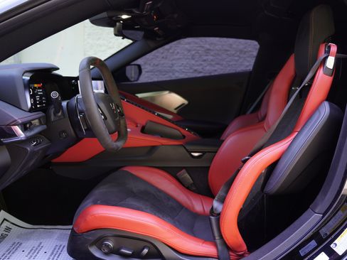 Used 2023 Chevrolet Corvette Stingray Preferred Cpe w/ Z51 Performance Package RWD image 14