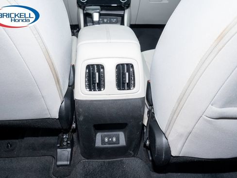 Used 2025 Hyundai Tucson SEL FWD image 20