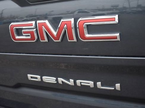 Used 2021 GMC Sierra 1500 Denali w/ Denali Ultimate Package AWD/4WD image 25