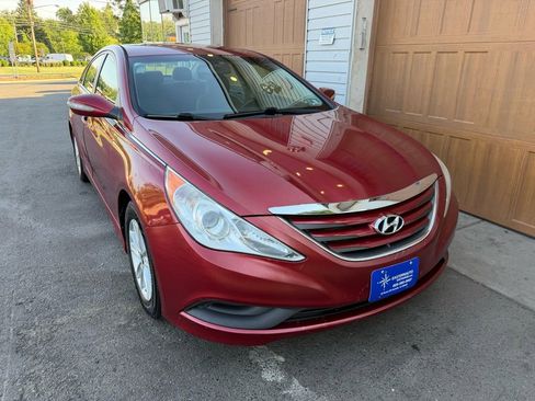 Used 2014 Hyundai Sonata GLS w/ Popular Equipment Group 2 FWD image 1