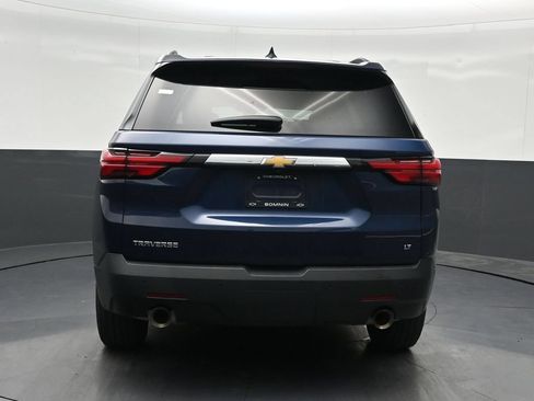 Used 2023 Chevrolet Traverse LT FWD image 4