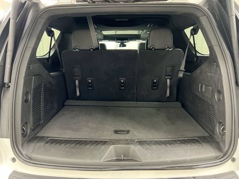 Used 2021 Chevrolet Suburban LT AWD/4WD image 25
