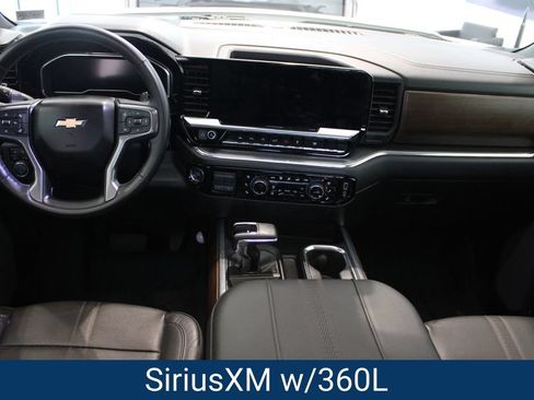 Certified 2024 Chevrolet Silverado 1500 High Country w/ High Country Premium Package AWD/4WD image 8