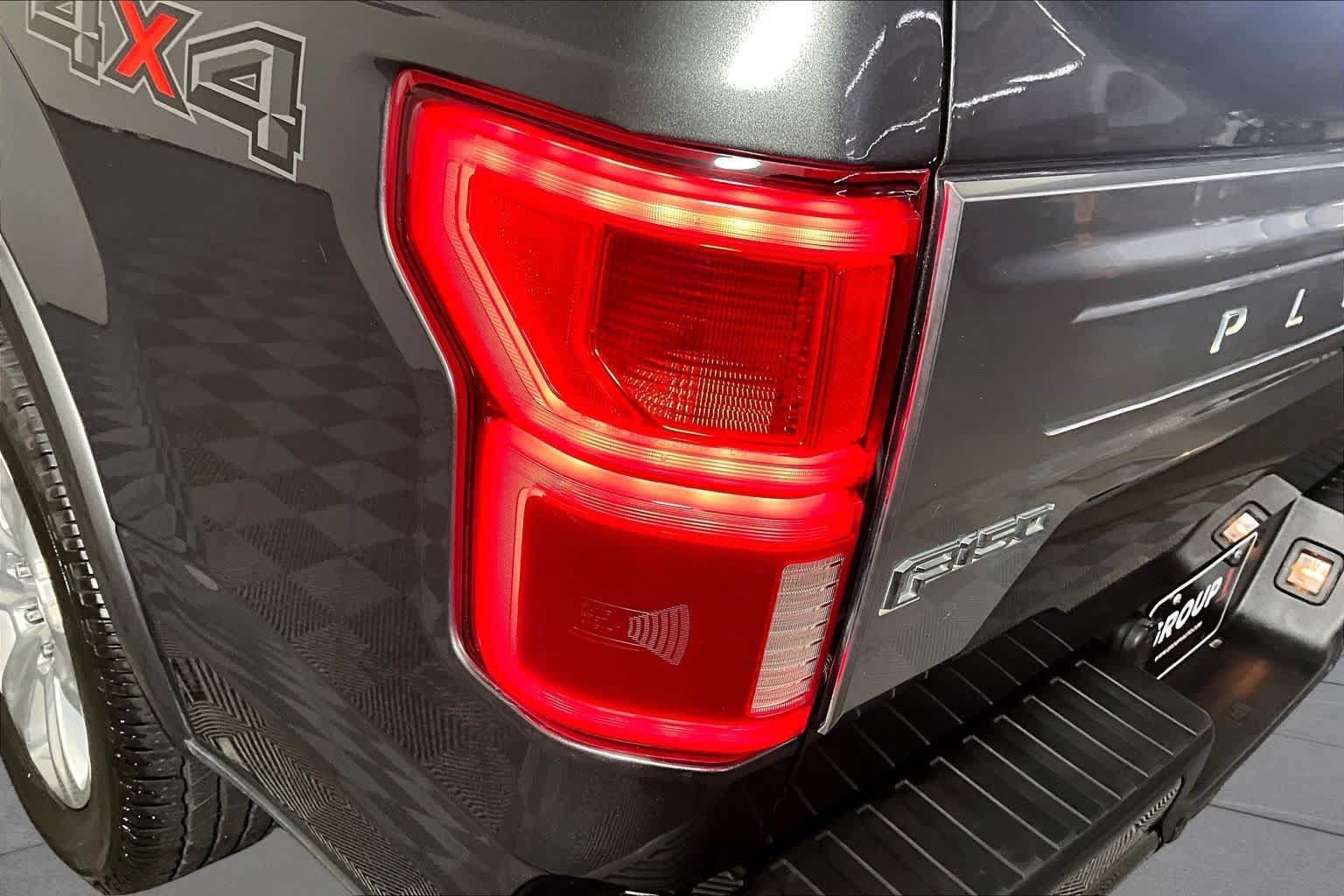 Used 2018 Ford F150 Platinum w/ Trailer Tow Package AWD/4WD image 27