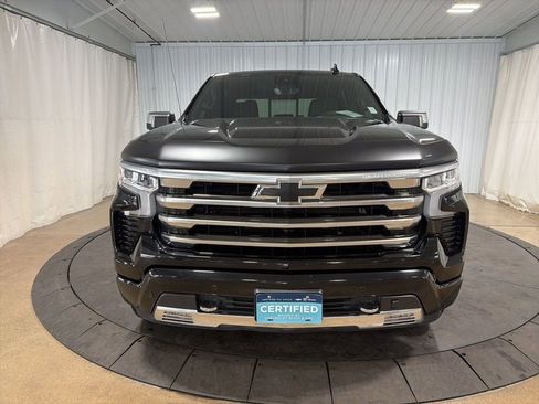 Certified 2024 Chevrolet Silverado 1500 High Country w/ Technology Package AWD/4WD image 12
