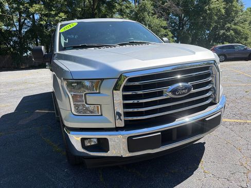 Used 2017 Ford F150 XLT w/ Equipment Group 301A Mid RWD image 11