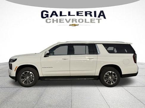 New 2026 Chevrolet Suburban LT w/ Comfort Package RWD image 4