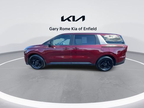 Used 2025 Kia Carnival FWD image 5