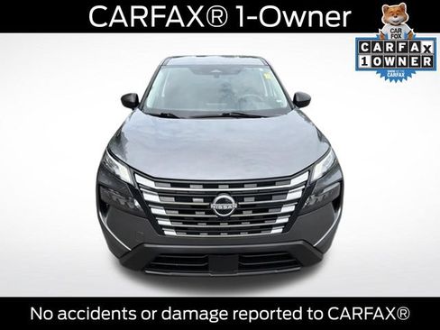 Used 2024 Nissan Rogue S FWD image 2