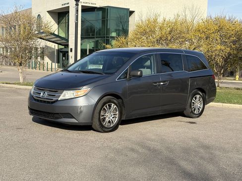 Used 2012 Honda Odyssey EX image 1