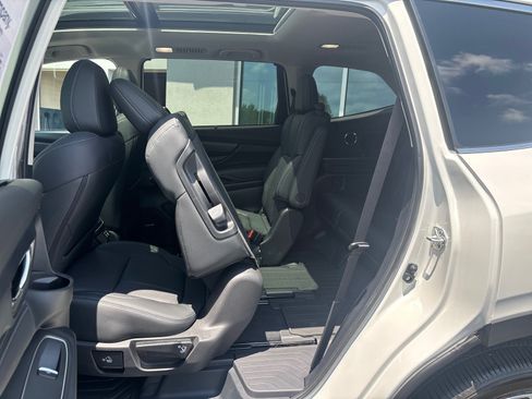 New 2026 Subaru Ascent Limited AWD/4WD image 39