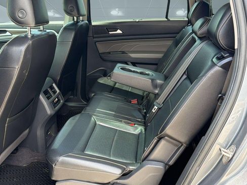 Used 2022 Volkswagen Atlas SEL AWD/4WD image 24
