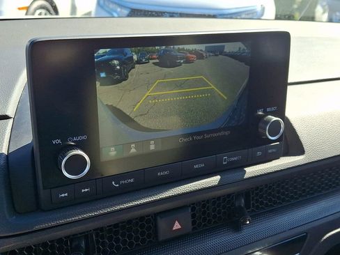 Used 2023 Honda CR-V LX image 18