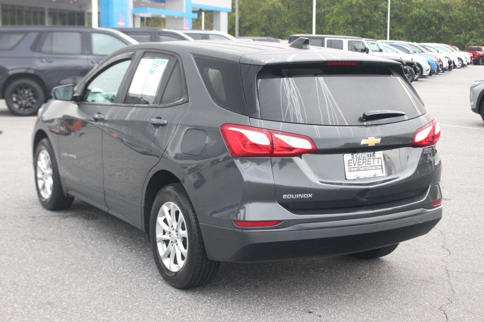 Used 2021 Chevrolet Equinox LS w/ LS Convenience Package FWD image 5