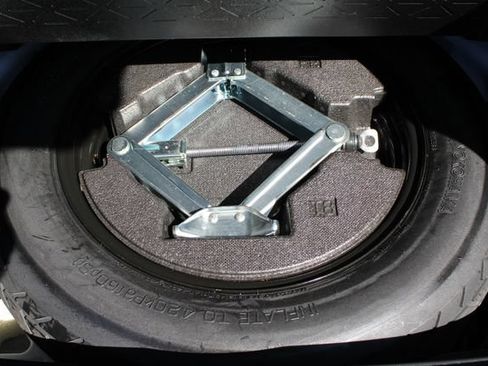 Certified 2020 Toyota RAV4 XLE Premium w/ Carpet Mat Package FWD image 30