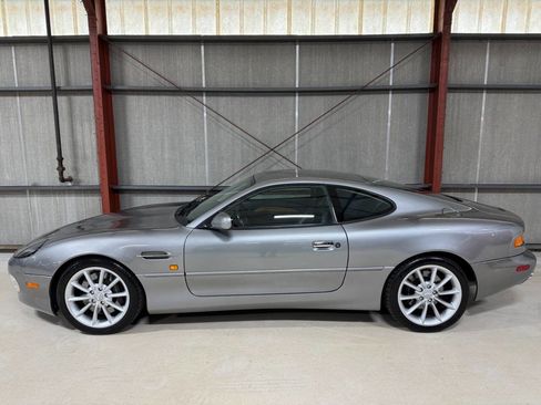 Used 2000 Aston Martin DB7 Vantage RWD image 6