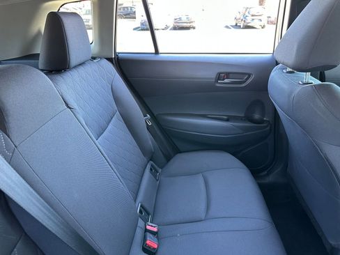 Used 2025 Toyota Corolla Cross LE image 36